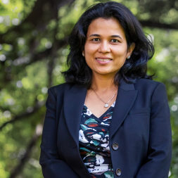 Neetika_20181106-277x253-edit2